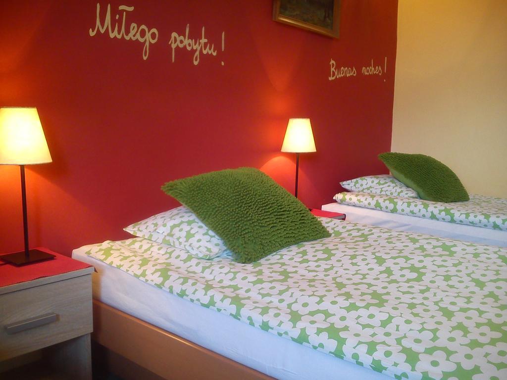 Willa Pod Aniolem - Pokoje Goscinne & Apartamenty Z Widokiem Na Gory Szczyrk Exterior foto